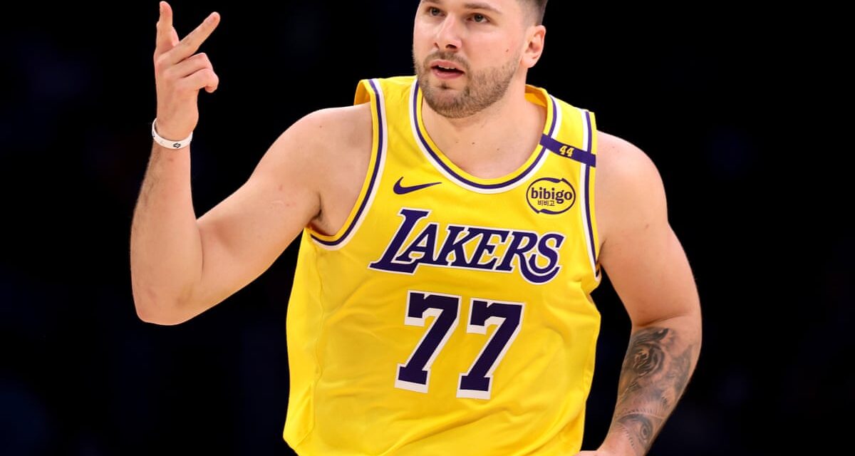Doncic anota 42 puntos y LeBron logra otro récord en trofeo de los Lakers | De Posterior Minuto