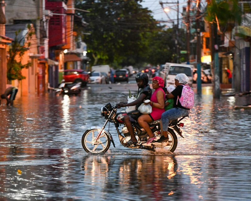 Las lluvias comenzarán temprano en la mañana y continuarán durante todo el sábado, informa Indomet.