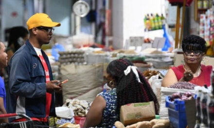 Los precios de los alimentos se mantienen estables en los mercados de la caudal