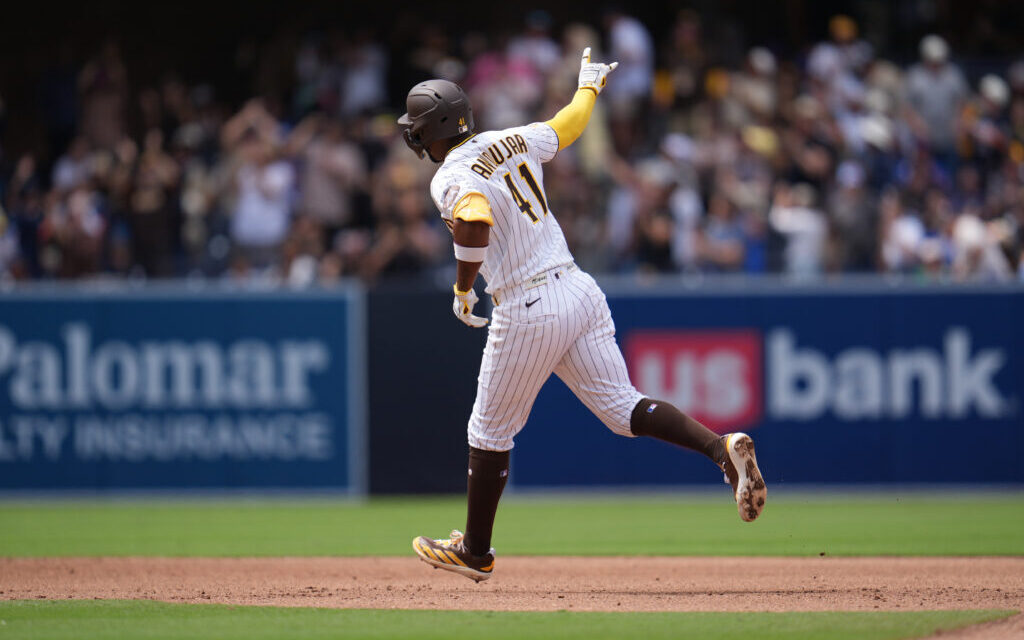 Esteury Ruiz y Miguel Andújar batean primer jonrón de 2026; Vlad Guerrero Jr. artesa de 3-3