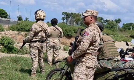Abinader ordena medidas fronterizas más fuertes por disturbios en Haití