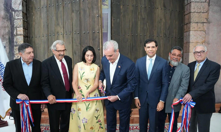 Abinader reabre Museo Nacional de Historia y Geografía tras renovación