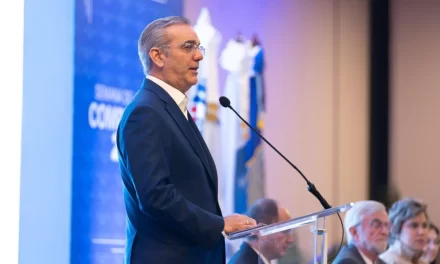 Abinader representará a República Dominicana en Cumbre Iberoamericana de Madrid
