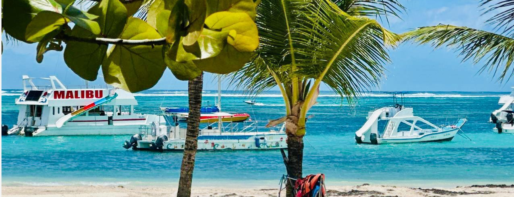 Adompretur pide regular tráfico náutico en Playa Bávaro
