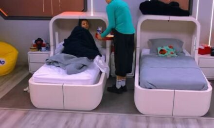 La “Viuda Blanca” sorprendió a Karla con el desayuno