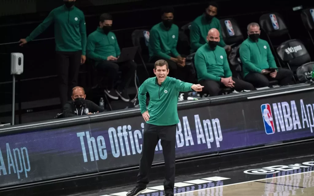 Brad Stevens, de Boston, apetencia el premio al Ejecutivo del Año de la NBA