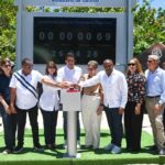 David Collado inicia construcción de plaza de vendedores en Playa Teco