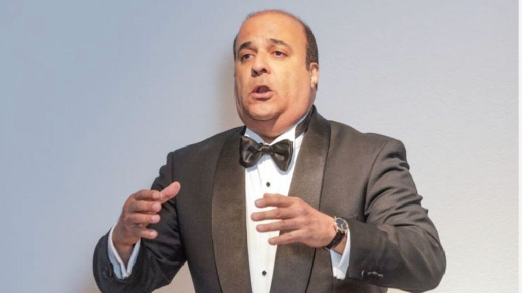 Dos Calles, Espacio Creativo, presenta el concierto operístico del tenor Enrique Pina