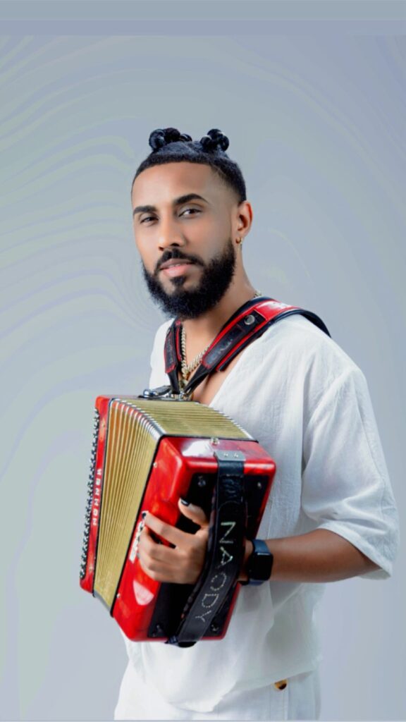 El Diamante Negro y La Mini Banda promueven su proyección internacional y anuncian gira por Estados Unidos - Noticias de hoy en República Dominicana | último minuto