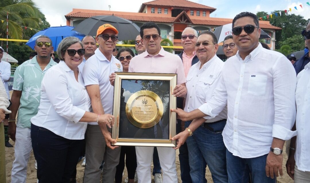 Arranca torneo de balonvolea playero 3 para 3 del Festival Deportivo Hato Mayor-Vicentillo Semana Santa 2026
