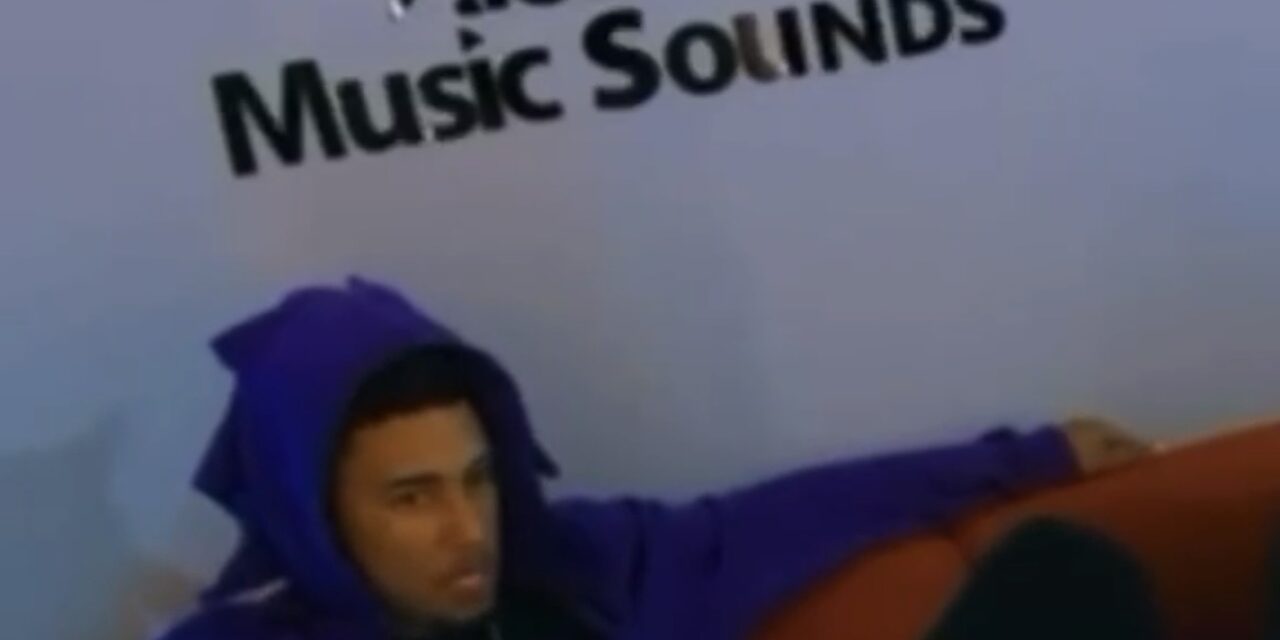 Jiménez amenaza con “romperle la boca” a B One