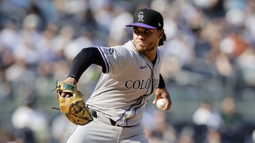 Cardenales adquieren al dominicano Luis Peralta desde los Rockies