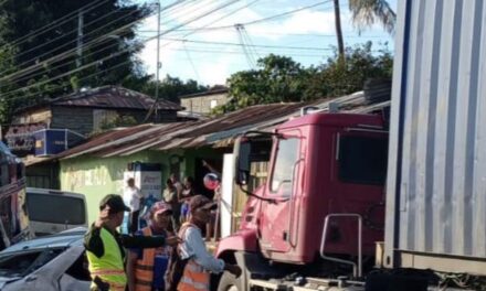 Reportan azar multivehicular en Carretera Duarte