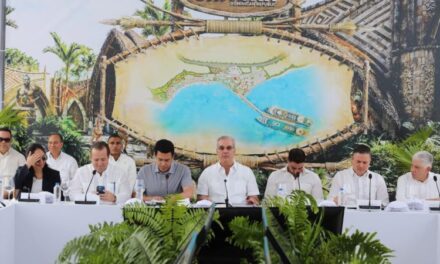 Luis Abinader, Grupo ITM anuncia comprensión de Puerto Samaná el 24 de noviembre con 1,000 empleos directos