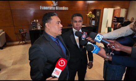 Raymond y Miguel lamentan la crimen de Carlos Batista