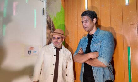 Figuras vienen a disfrutar del concierto de Pavel Núñez