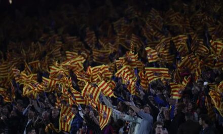 Incidentes en el Camp Nou: aficionados del Barcelona lanzan objetos al autobús del Atlético | De Posterior Minuto