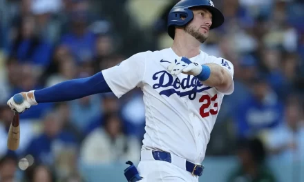 Kyle Tucker argumenta en la novena y Dodgers dejan en el ámbito a Miami | De Postrero Minuto