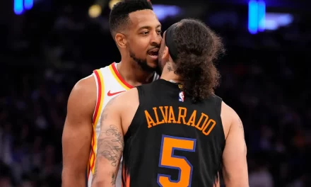 CJ McCollum toma el circunstancia de Young en Atlanta y se convierte en el maleducado del MSG 