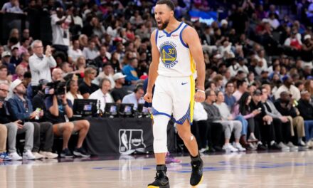 Curry y Horford lideran remontada de Warriors y vencen 126-121 a Clippers en el play-in