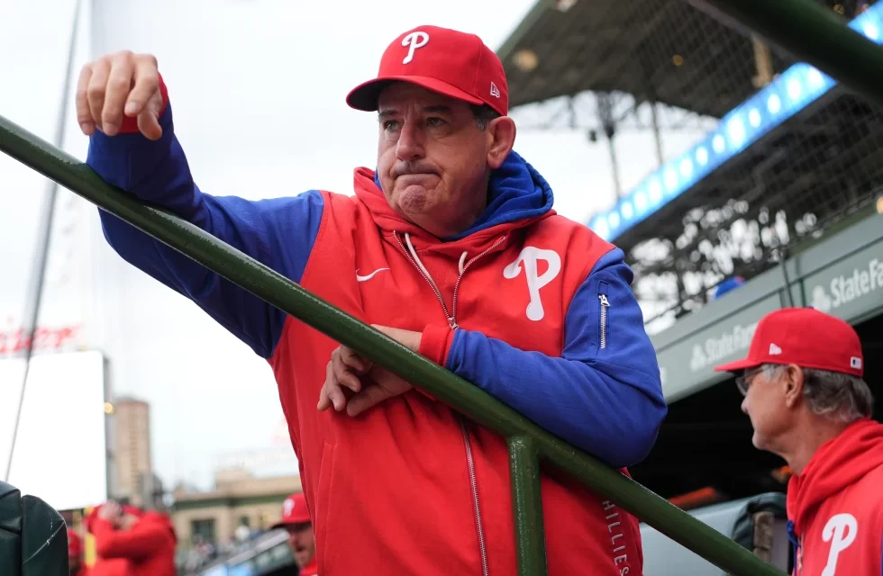Phillies despiden a Rob Thomson y nombran a Don Mattingly como mánager eventual