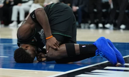 Los Timberwolves pierden a Anthony Edwards y Donte DiVincenzo por lesiones en las piernas