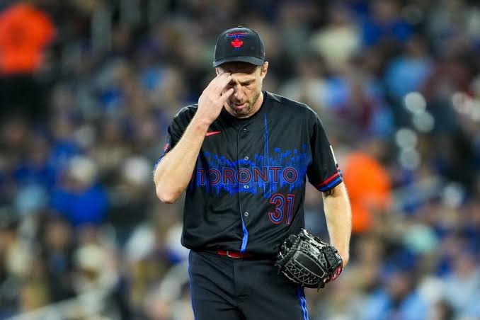 Max Scherzer es colocado en cinta de lesionados y complica rotación de Toronto | De Extremo Minuto