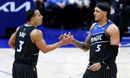 Los equipos visitantes se resistieron en los primeros días de los playoffs de la NBA