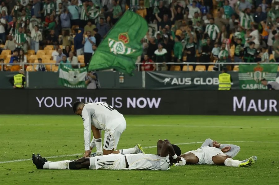 Bellerín rescata al Betis en el descuento y frena al Real Madrid | De Postrero Minuto