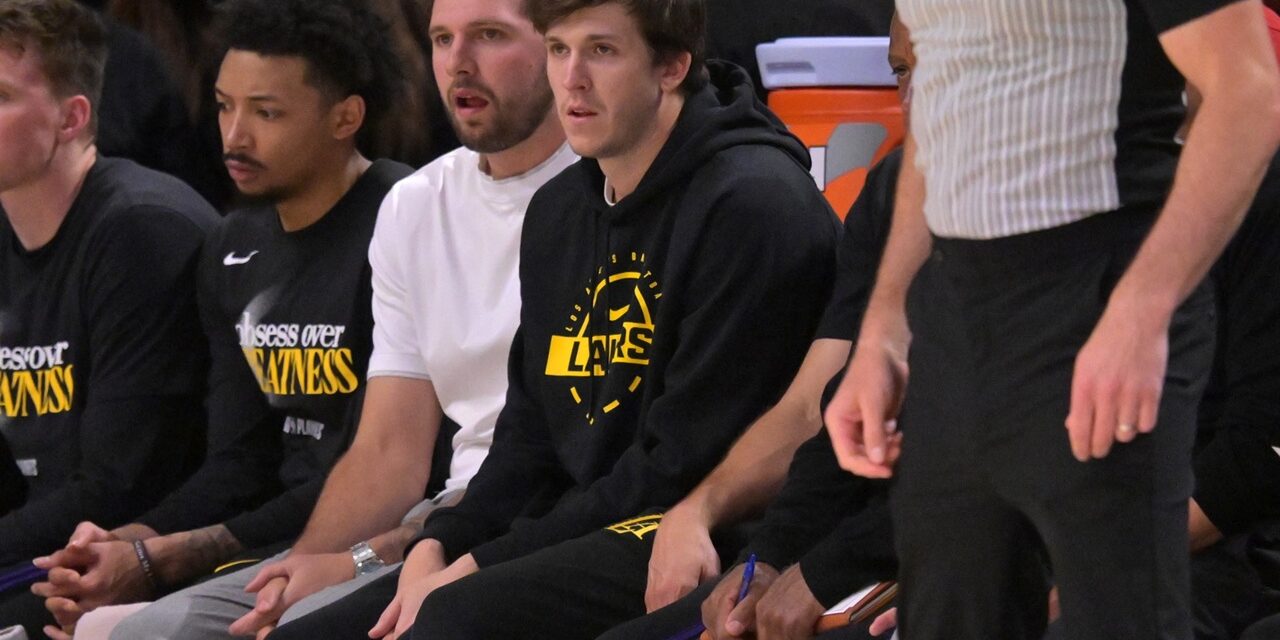 Austin Reaves demora regresar a los Lakers para el crucial botellín partido contra los Rockets 