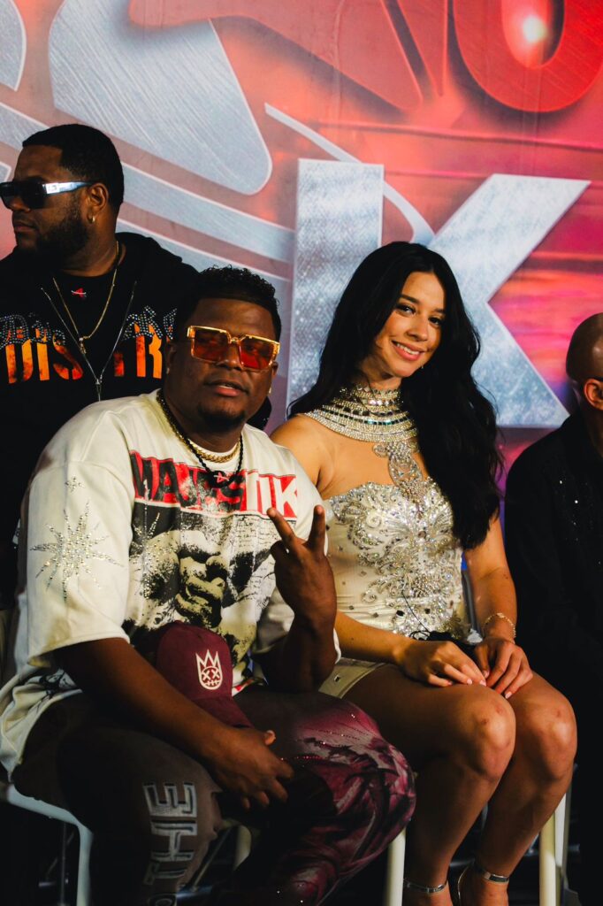 Figuras del entretenimiento están presentes en la velada de boxeo y música de Planeta Alofoke - Noticias de hoy en República Dominicana | último minuto
