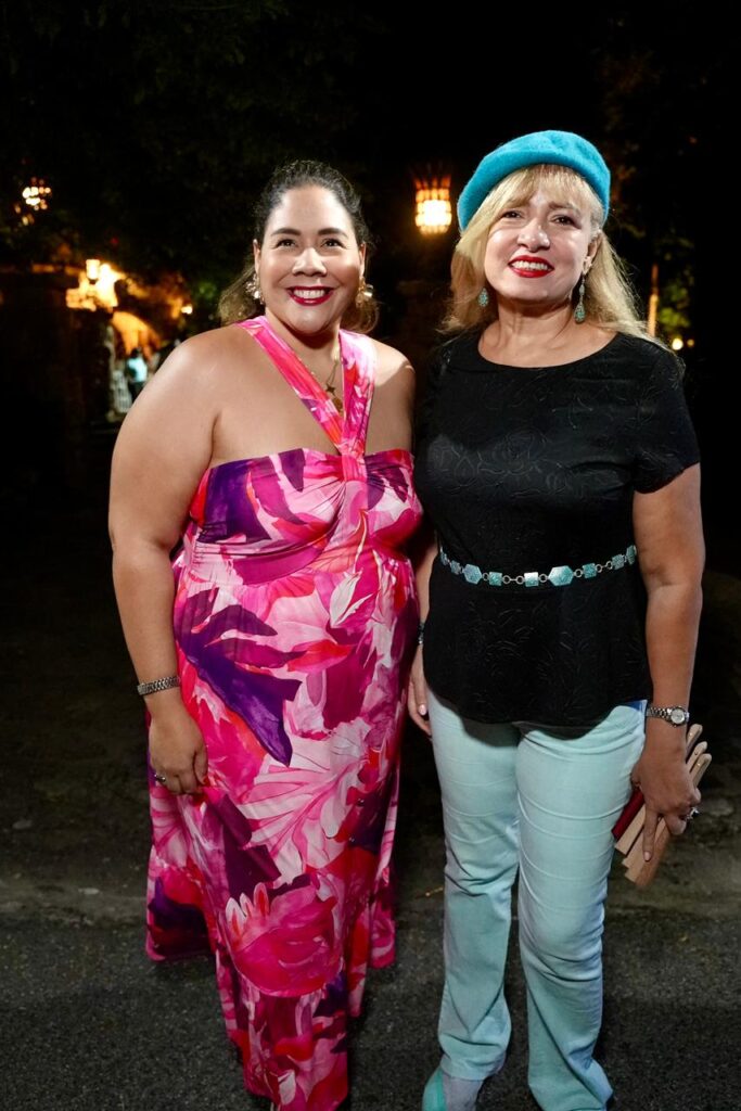 Fanáticos de todas las edades llenan Altos de Chavón para disfrutar de Isabel Pantoja - Noticias de hoy en República Dominicana | último minuto