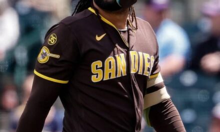 El difícil inicio de Tatis Jr. tras aventajar 100 turnos