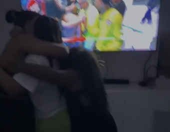 La tribu de Carlos Montesquieu celebra su gran triunfo