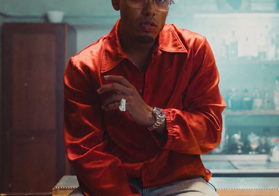 Myke Towers estrena “Una Na' Más”