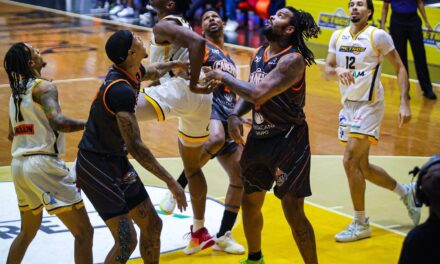 Metros aplastan a Cañeros y cobran revancha en la Súper Liga LNB | De Extremo Minuto