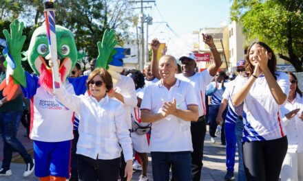 Baní presume la hachón y ser sede de vela durante JJCC 2026