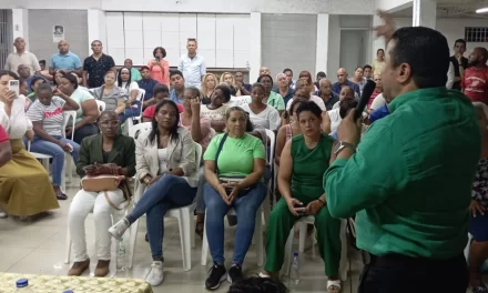 FP y líderes comunitarios piden al diputado Tobías Crespo encargarse candidatura a corregidor del DN – RC Noticias