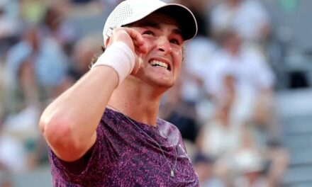 Joao Fonseca hace historia al remontar dos sets a Djokovic y avanzar en Roland Garros | De Postrero Minuto