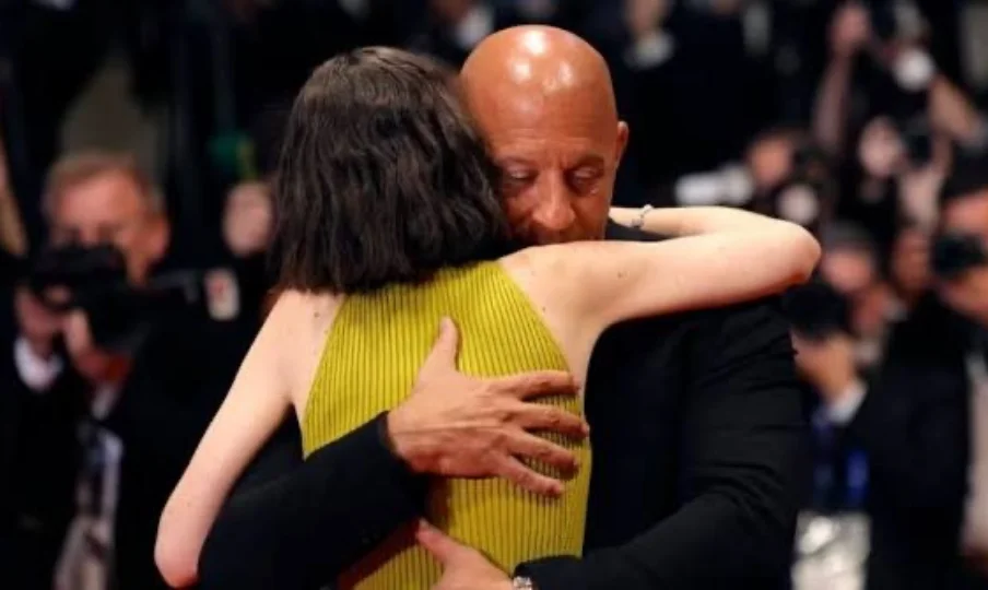 Vin Diesel emociona en Cannes con apretón a la hija de Paul Walker durante homenaje a 'Fast & Furious' – RC News