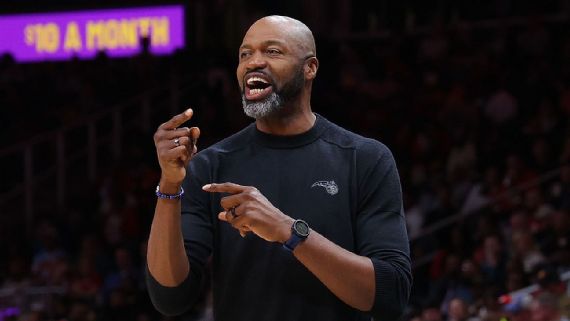 Magic despide a preparador Jamahl Mosley tras 5 temporadas