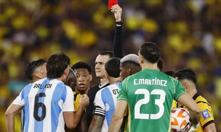 Un cambio en reglas de la FIFA permitirá a Otamendi y Caicedo apostar el primer partido en el Mundial | De Postrero Minuto