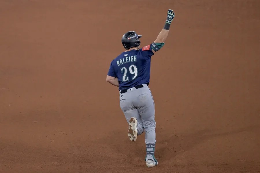 Cal Raleigh entra a directorio de lesionados en medio de difícil inicio de temporada | De Final Minuto