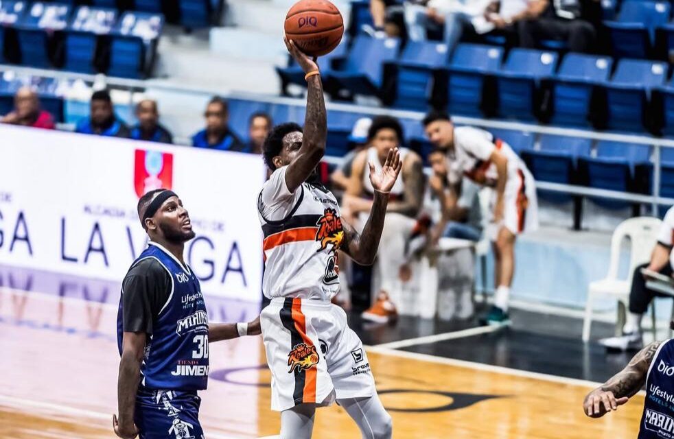 Leones y Reales se imponen en la Súper Liga LNB y ganan sus series particulares | De Postrero Minuto