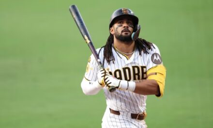 Padres esperan un despertar ofensivo urgente de Fernando Tatis Jr.