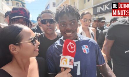 Streamer Speed ​​recorre la Zona Colonial y acento