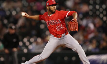 Walbert Ureña consigue su primera vencimiento en Grandes Ligas en triunfo de Angelinos | De Extremo Minuto