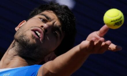 Alcaraz se pierde Wimbledon y Queen’s por luxación en la muñeca | De Extremo Minuto