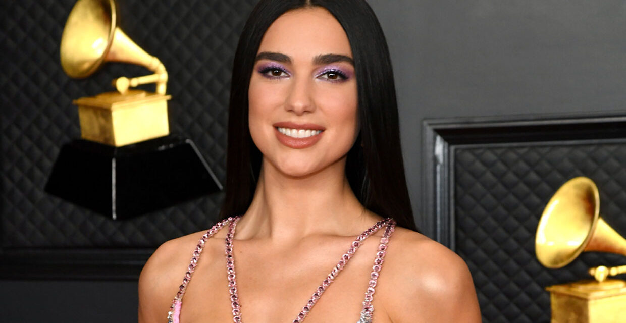 Dua Lipa demanda a Samsung por 15 millones de dólares