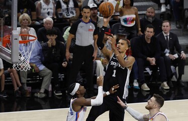 Wembanyama lidera paliza de Spurs sobre Thunder y fuerza un séptimo partido en el Oeste | De Postrero Minuto